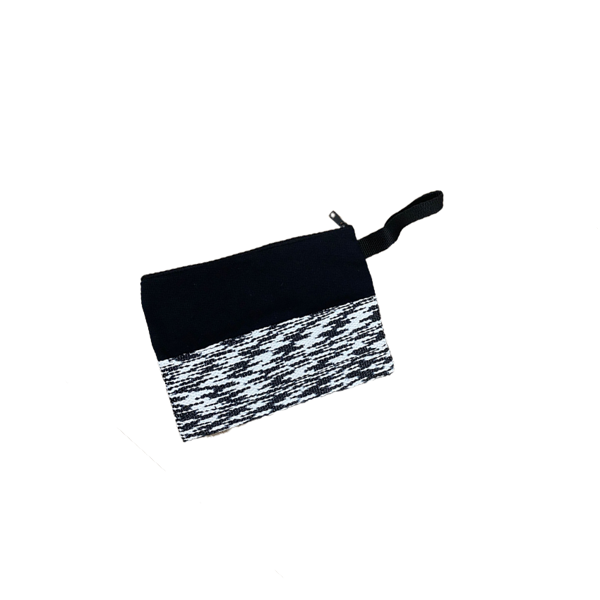 Pouch tenun recycle